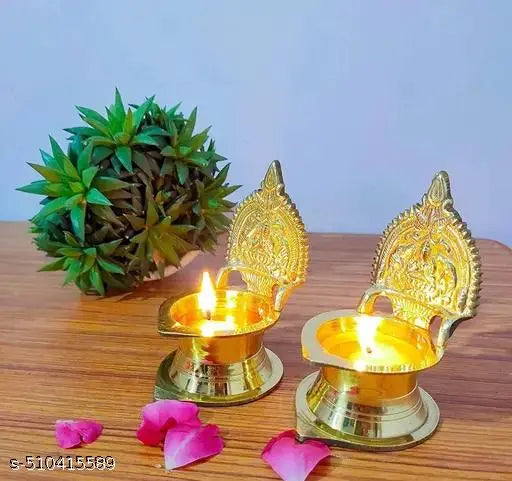 Kalais Brass Laxmi Diya Gajlakshmi Oil Lamp for Pooja Home Decor Kamakshi Deepak Decorative Mandir Temple Diwali Puja Wedding Gift Height 4 inch
