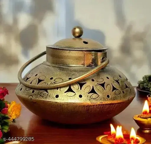 BALAJI INC. 5*5" Degchi Small Handi Degchi Tea Light Dhoop Candle Holder Kapoor Dani for Home Decor Small kitchen item Indian traditional Brass utensils Miniature brass kitchenware Ethnic Small brass pots for decoration puja room