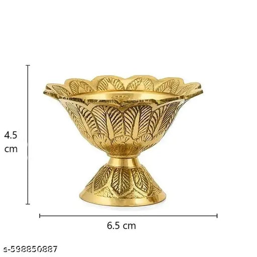 ANI DIVINE Antique Golden Brass Finish Devdas Akhand Diya – Traditional Indian Oil Lamp for Diwali and Navratri Pooja – Decorative, Functional Spiritual Accessory