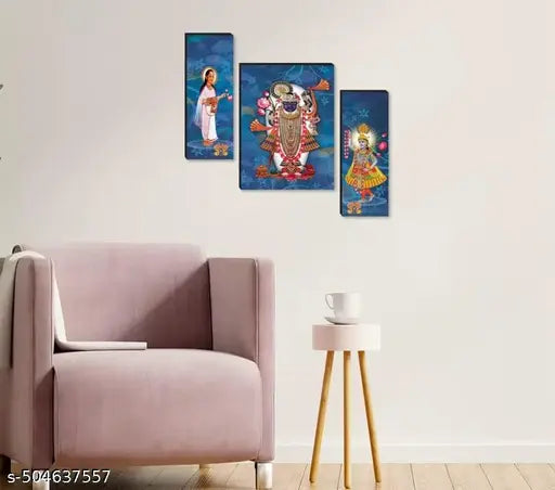 Aarav Art Gallery Shrinathji with Yamunaji and Mahaprabhuji Nathdwara Religious 3 Piece MDF Painting Home Decor  Wall painting