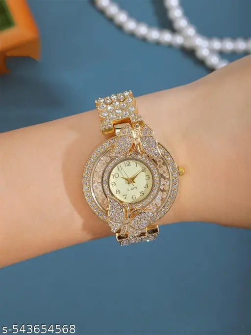 New fashionable watch for girls