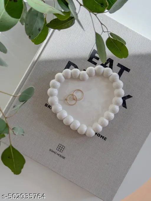 HEART CONCRETE TRAY, Catchall Tray, Bubble Concrete Tray, Heart Tray, Decorative Tray, Minimal Concrete Decor, Valentines Day, Bubble Tray
