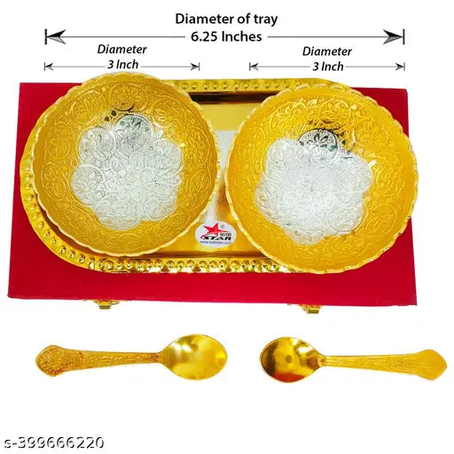 brings to you beautiful Silver and Double Tone Decorative Platter along with Awesome Royal Gift box to ensure royal look