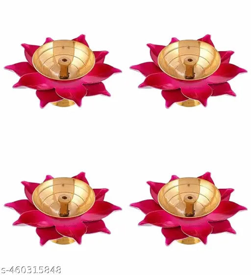 Brass Lotus Diya for Puja Kamal Patti Flower Shaped Brass Diyas Oil Lamp for Pooja Room aarti Temple mandir Home Decoration & Gift Purposes, Diwali Diya (Pack of 4)