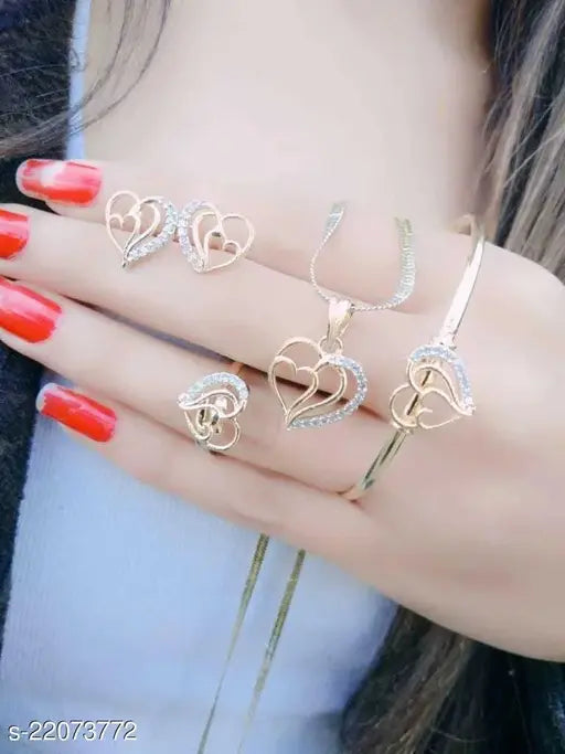Sizzling Graceful Pendants & Lockets