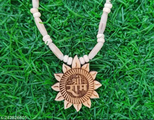 100% Orginal Shri Ram Tulsi Kanthi MalaTulsi Kanthi Mala Original Beads Wood Brown for Neck, Men, Women, Boys, Girls and Friends (Pack of 1)
