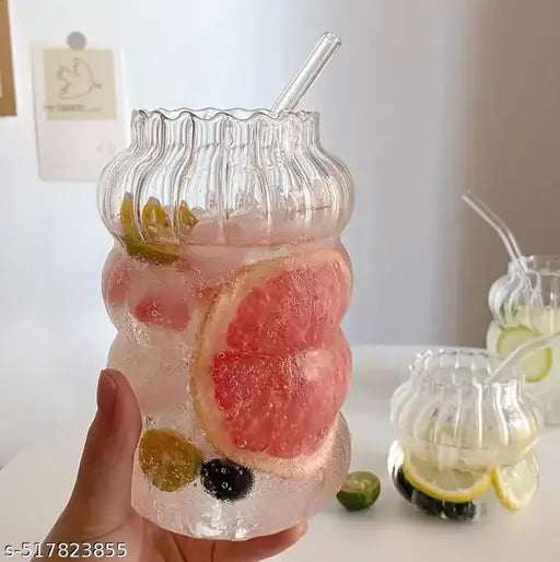 Spiral shape striped 700 ml tumbler for coffee, ice tea, milk shakes, summer drinks, and other beverages ( Pack of 1)