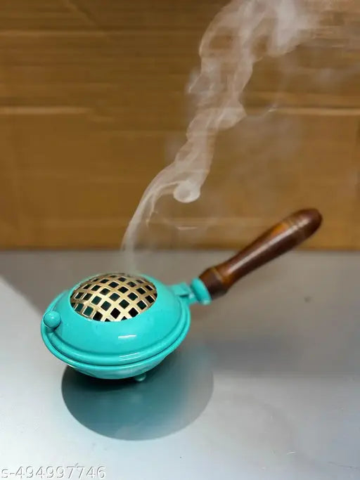 SM India Premium Dhoop Dani Burner for Pooja and Home Fragrance | Traditional Brass Dhoop Dani with Wooden Handle for Temple, Meditation, Yoga, Aromatherapy & Spiritual Rituals | Decorative Incense Cone Burner for Positive Energy, Home Décor, Festive Pooj