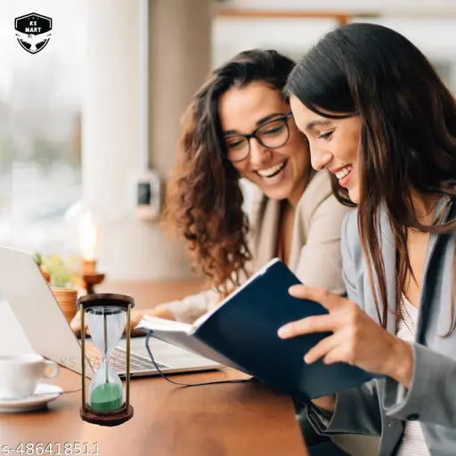 Natural Wood Green Sand 5-Minute Sand Timer –  Home Decor Piece