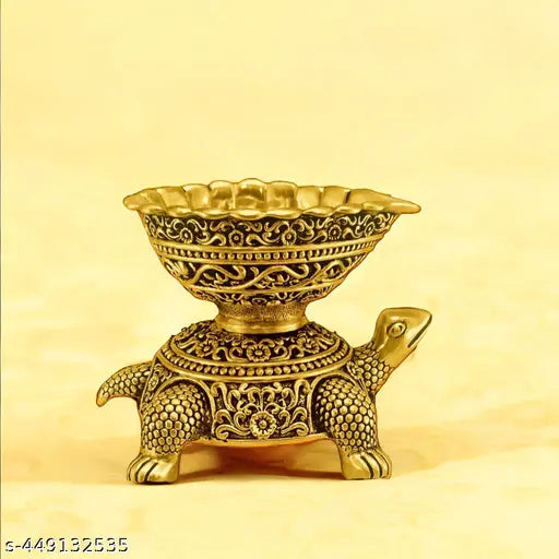 Unique Diyas & Lanterns