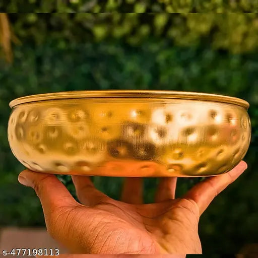 Urli Decorative Urli Bowls for Table , Office , Living Room ,Festival Decoration Bowl for Entrance , Rangoli Antique Round Hammered Traditional Potpourri Bowl Handcrafted Metallic Gold (Size 8 Inch)