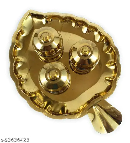 PRAMUKH STORE Brass kankavati Haldi-Kunku Karand/Kankavati/Kumkum Pooja Thali Set Golden
