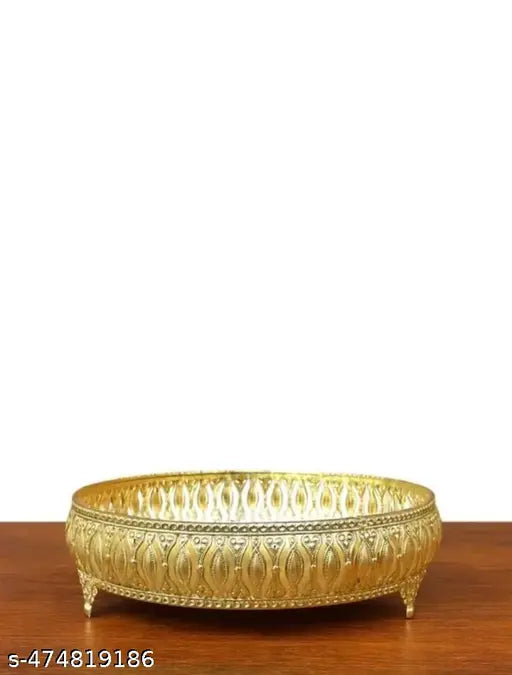 Trendy Tray with legs 9"