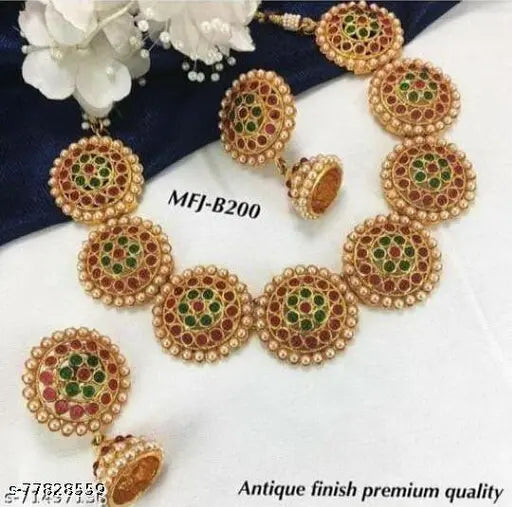 JEWELLERY SET WITH KEMPU WORK