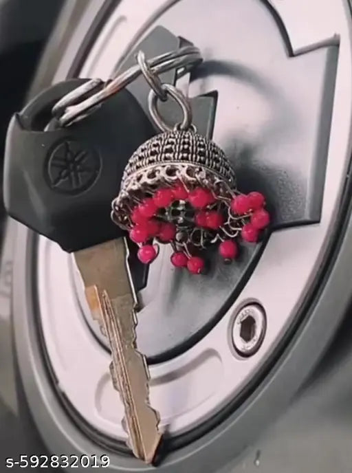 CAR KEYCHAIN,   OXODISE  MATERIALS  KEYCHAIN  FOE CAR AND  BIKE  FOR  MAN AND WOMAN.