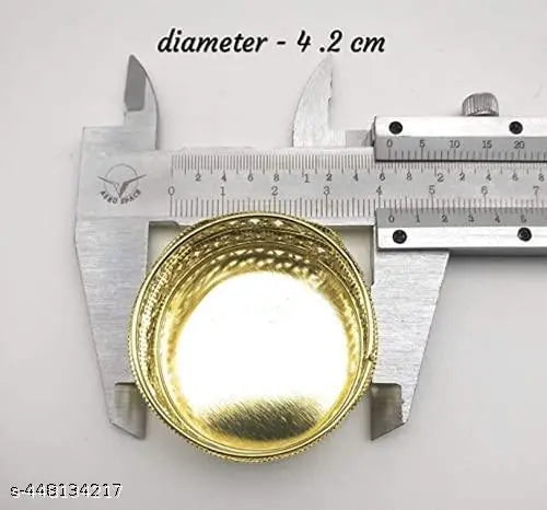 Attractive Candle Holder