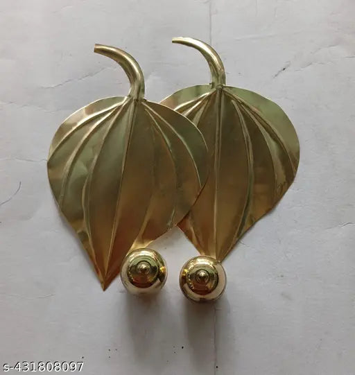 Brass Pan & Supari Set | Traditional Worship Accessories | Essential Ritual Items