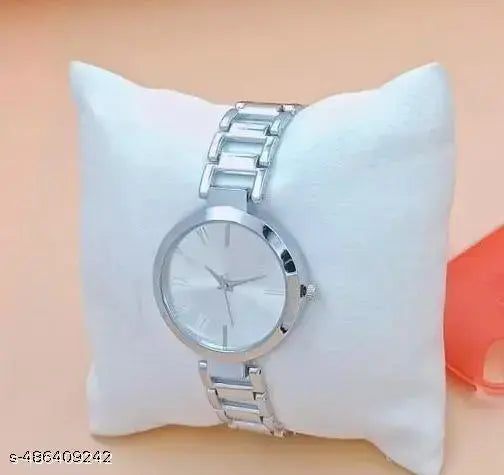 New Fancy Solid Dial Attractive Metal Chain Attractive Bracelet Analog Watch for Women