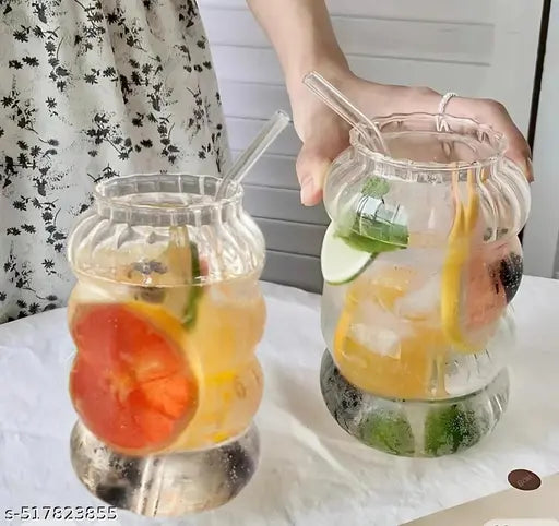 Spiral shape striped 700 ml tumbler for coffee, ice tea, milk shakes, summer drinks, and other beverages ( Pack of 1)