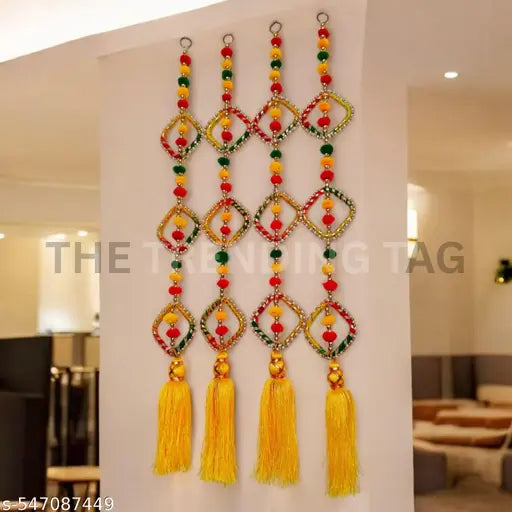 4Piece_Yellow-Tassel