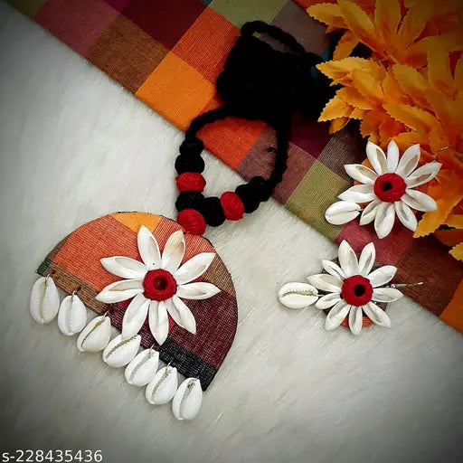 Handcrafted Fabric Based Necklace Set With Natural Sea Shell Work