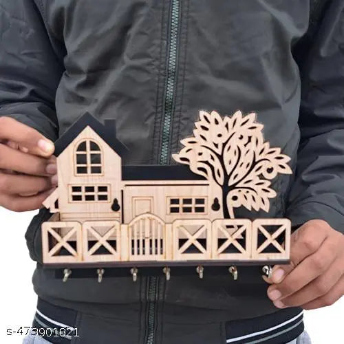 Wooden Tree House Premium Quality Keychain Holder (Black)