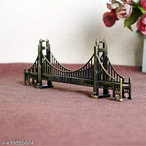 9 Shades 1 Set (2 Pcs) world Famous Building(7 Wonders)"Statue of Liberty" & "Golden Gate Bridge"Metal Showpiece Antique Statue Miniature, Car Dashboard, kids room, mother day gift, gift for her/him, Table Centerpiece,Send-Off Gift,Souvenir,Gift from Fore