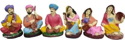 Showpieces & Collectibles