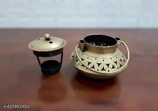 BALAJI INC. 5*5" Degchi Small Handi Degchi Tea Light Dhoop Candle Holder Kapoor Dani for Home Decor Small kitchen item Indian traditional Brass utensils Miniature brass kitchenware Ethnic Small brass pots for decoration puja room