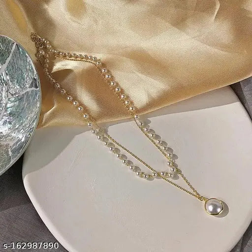 Pendants & Lockets