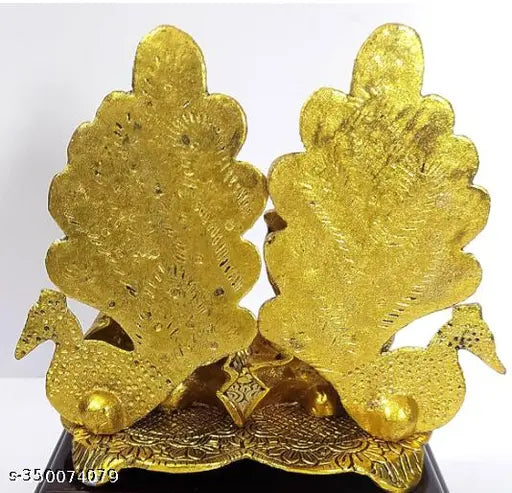 HaridwarDivine | Laxmi Ganesh Idol Statue with Diya in Peacock Design Decorative Showpiece for Diwali puja, , Gift Set - 12 cm Length (Metal, Gold)