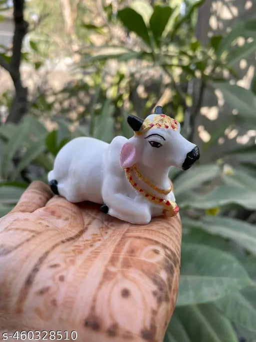 Murti Spandan  Gay Kamdhenu Cow Car Idol for Car Dashboard Pooja Office