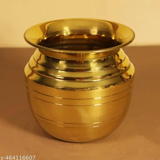 Putrika Traditional Hancrafted Brass Lota | Kalash| Sombu | Theertha Sembu |Karwachauth |Mandir | Temple|Marriage Kamandal | Gangajal - Lota (Large)
