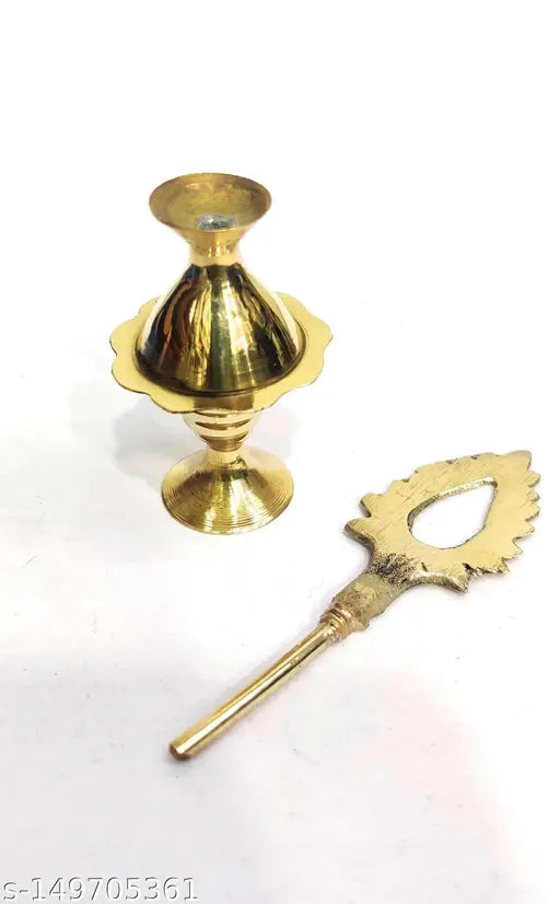 Yellow Brass Kangura Plain Surmedani Height 3.5 inch. Set of 1 pcs surmi With/Dulhan Surmi Kajal Free with Surmedani.set of 1