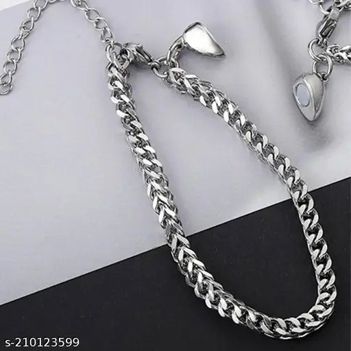 DEALNUT 2pcs Magnetic Couple Bracelets for Women Men, Sun and Moon Attraction Matching Bracelet Lover Gifts for Boyfriend Girlfriend Best Friend