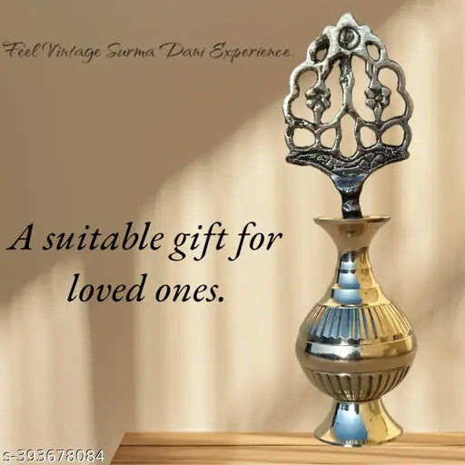 Antique Design Surmadani, Premium Empty Surma Holder For Men/Women, Brass Surmadani Kohl Bottle