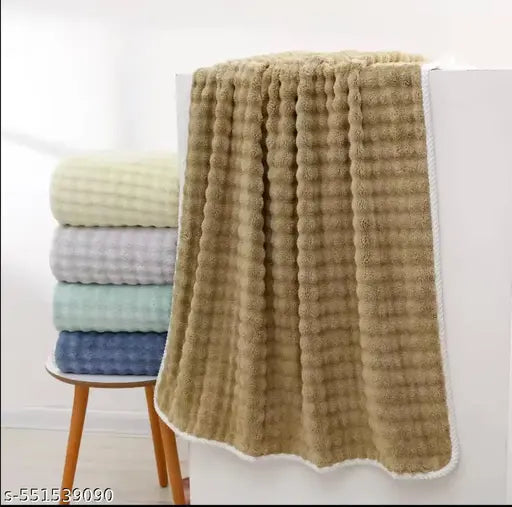 Soft Microfiber Bath Towel - Turkey Towels for Bath/Ultra Soft Microfiber/Quick Dry Towel for Men Women & Kids/Perfect for Daily & Travel Use / 600 GSM Pack of 1 pis random colour