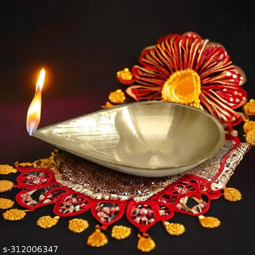 Divine Bazaar Brass Diya Stand | Traditional Religious Ornament | Spiritual Décor Accessory | Hindu Puja Essential | Elegant Brass Design | Festive Lighting Fixture | Sacred Ritual Item | Traditional Diya for Worship | Religious Symbolism | Puja Room Déco