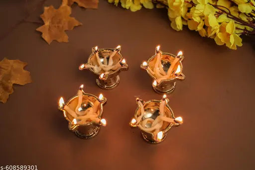 Set of 4 Ceramic Designer Oil Diya | Traditional Lighting Diya | Handmade Ceramic Diya for Home & Diwali Decoration - Temple décor Diya for god Worship