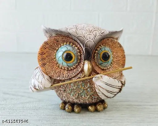 The Melodic Owl: A Whimsical Musical Maestro with Intricate Detailing and Charming Expression