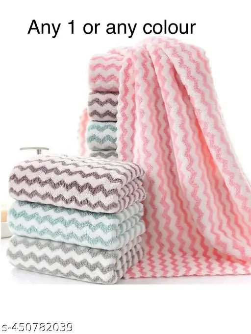 AKDC Rosslyn Zig Zag Microfiber 300 GSM Bath Towels (70x140 cm) Extra Soft Plush & Quick Dry High Absorbency Large Size Towels for Bath (Assorted Colour/Mix Design) 1Pc