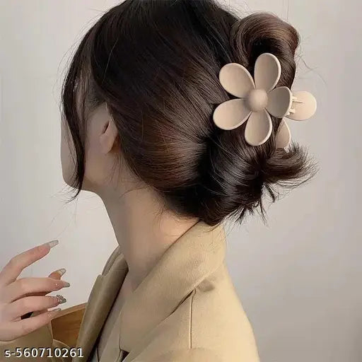 Stylish Matte Finish Hair Clutcher Set for Women & Girls – Pack of 3 (Trendy Flower, Loop & Rectangle Design)