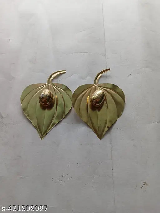 Brass Pan & Supari Set | Traditional Worship Accessories | Essential Ritual Items