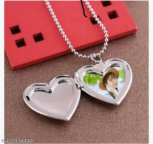 Silver Plated Big Heart Shaped Openable Photo Frame Memory Photo Lockets Valentines Day Gifts Fashion Chain Pendant Locket Necklace Gifts Jewelry for Men and Women