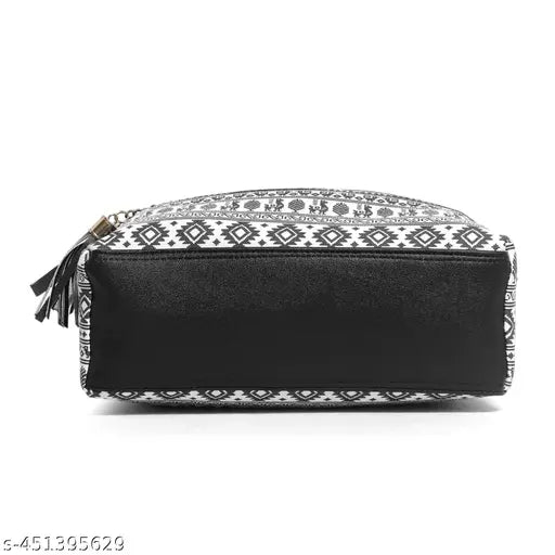 Woman Heand And Shoulder Selling  bags