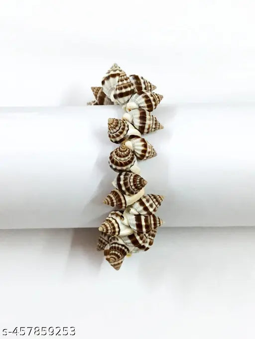 Divine Shunkh Bracelet: A Symbol of Power and Protection