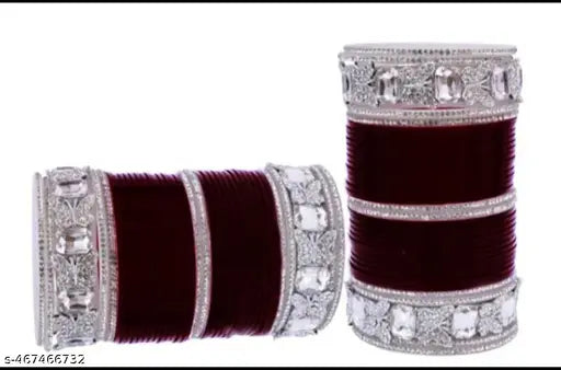 Buttterfly kada white nikhar maroon chooda