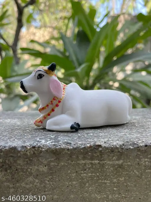 Murti Spandan  Gay Kamdhenu Cow Car Idol for Car Dashboard Pooja Office
