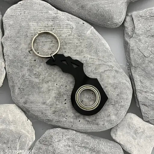 Trendy spinner keychain Black keyrambit