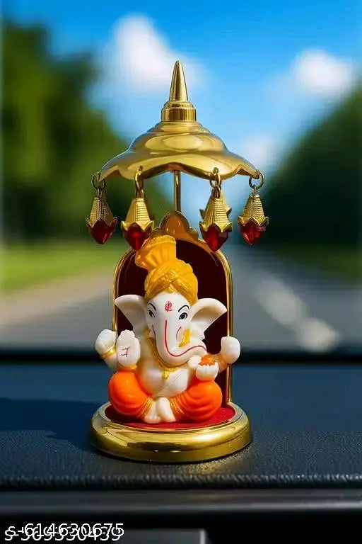 Car dashboard Ganesh ji